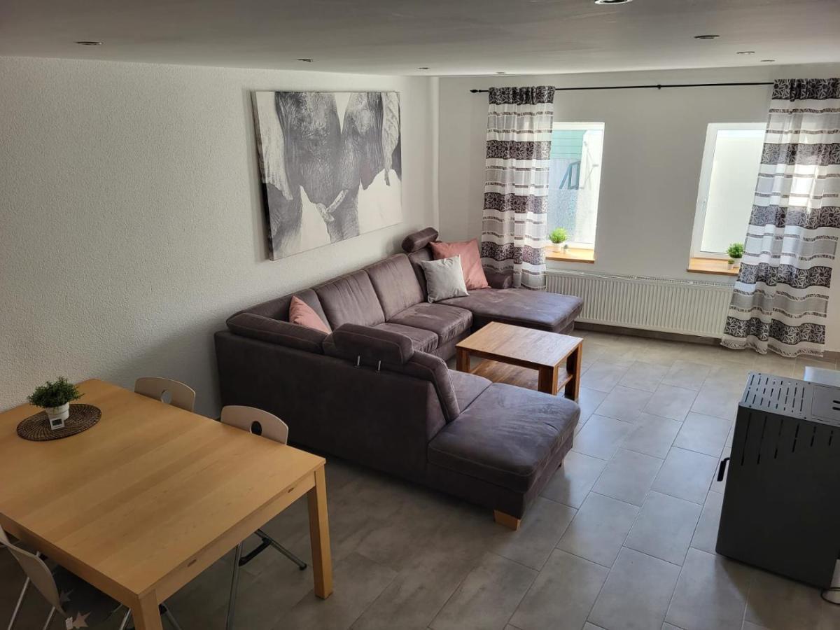 Ferienhaus Budenheim Екстер'єр фото