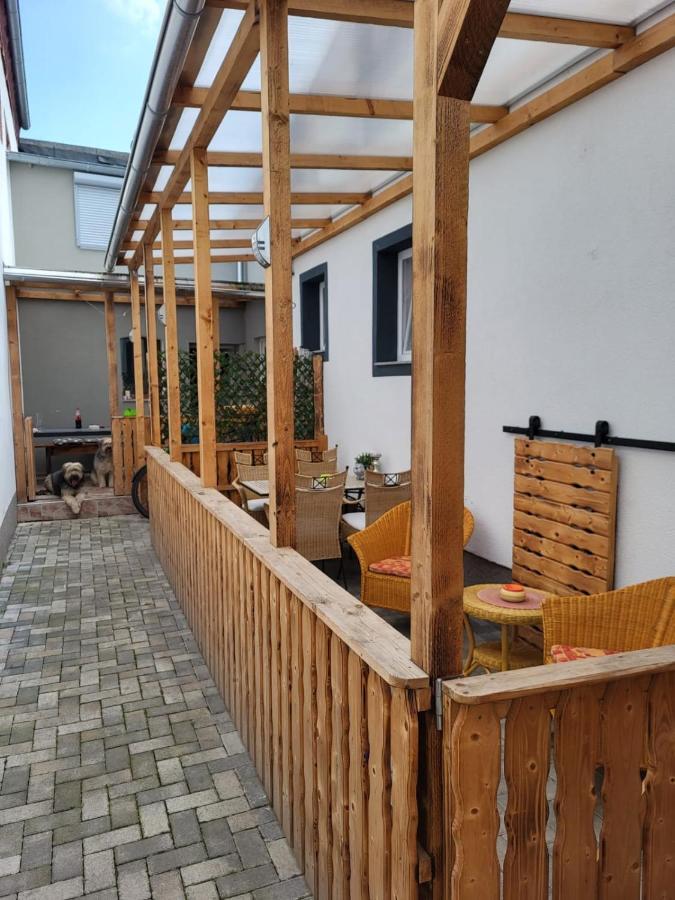 Ferienhaus Budenheim Екстер'єр фото